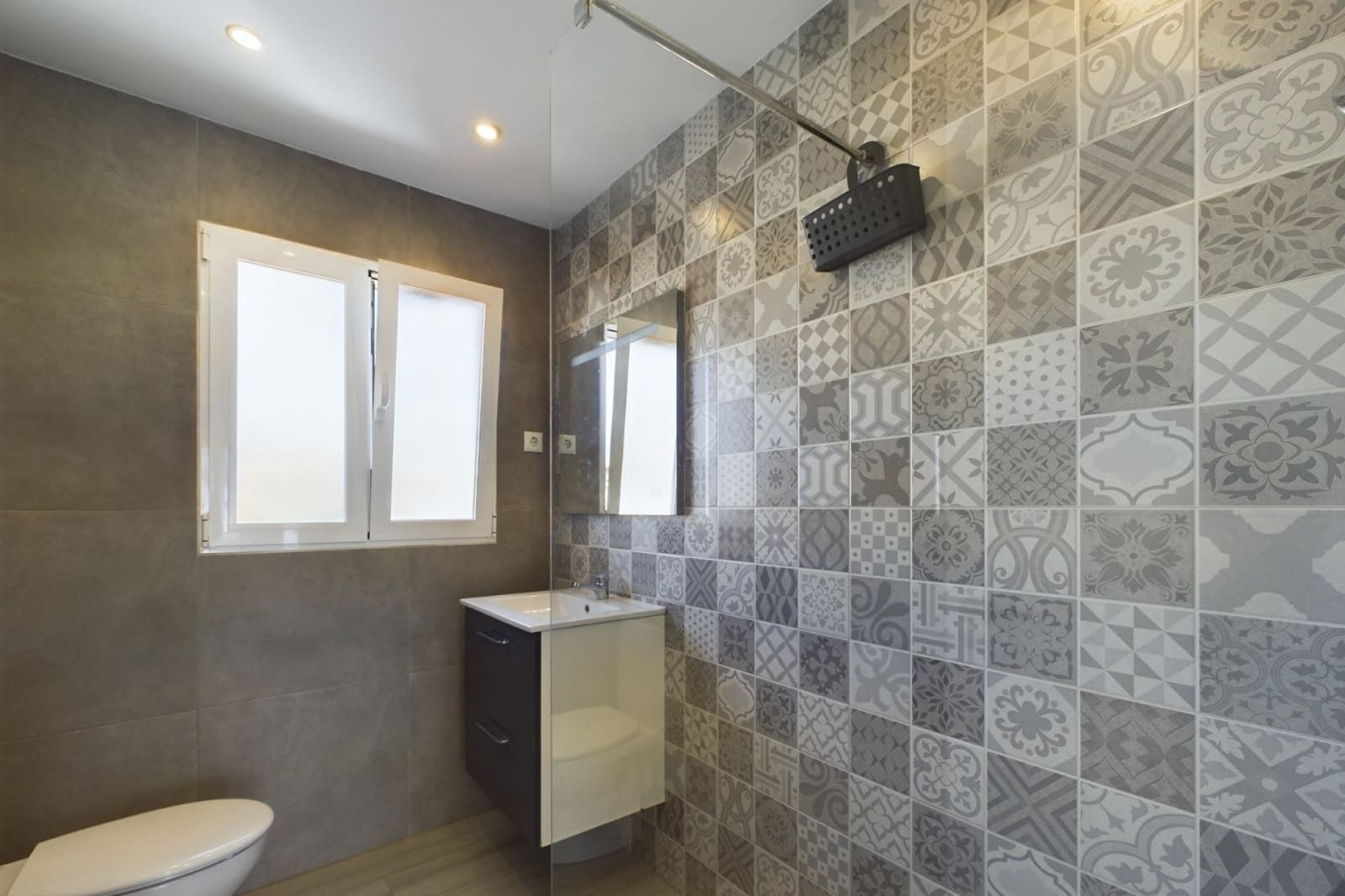 3 bedroom Villa for sale in Los Alcazares with pool garage - € 380,000 (Ref: 8924792)