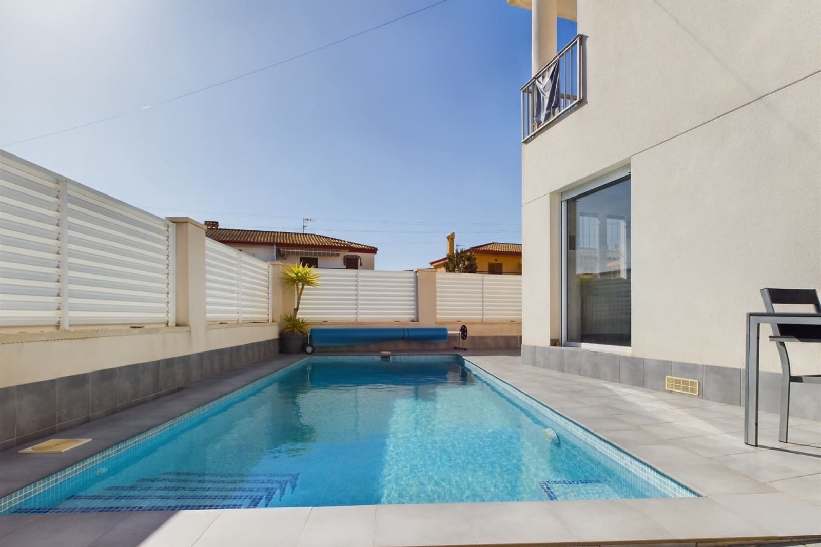 3 bedroom Villa for sale in Los Alcazares with pool garage - € 380,000 (Ref: 8924792)