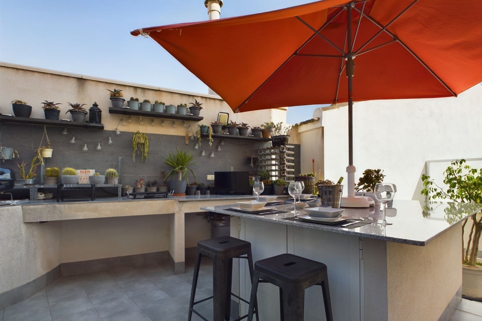 3 bedroom Villa for sale in Los Alcazares with pool garage - € 380,000 (Ref: 8924792)