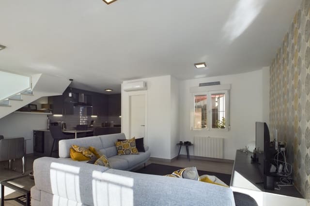 3 soverom Villa til salgs i Los Alcázares med svømmebasseng garasje - € 380 000 (Ref: 8924792)