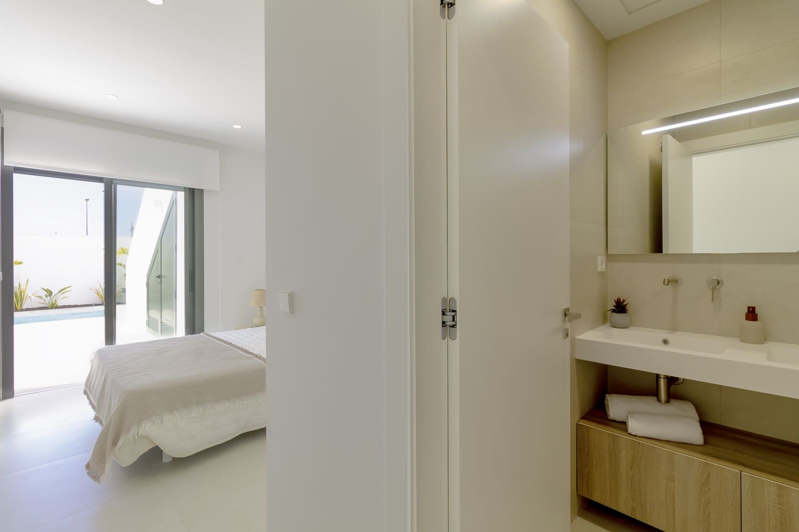 3 sypialnia Willa na sprzedaż w Los Alcazares z basenem garażem - 479 900 € (Ref: 8924914)