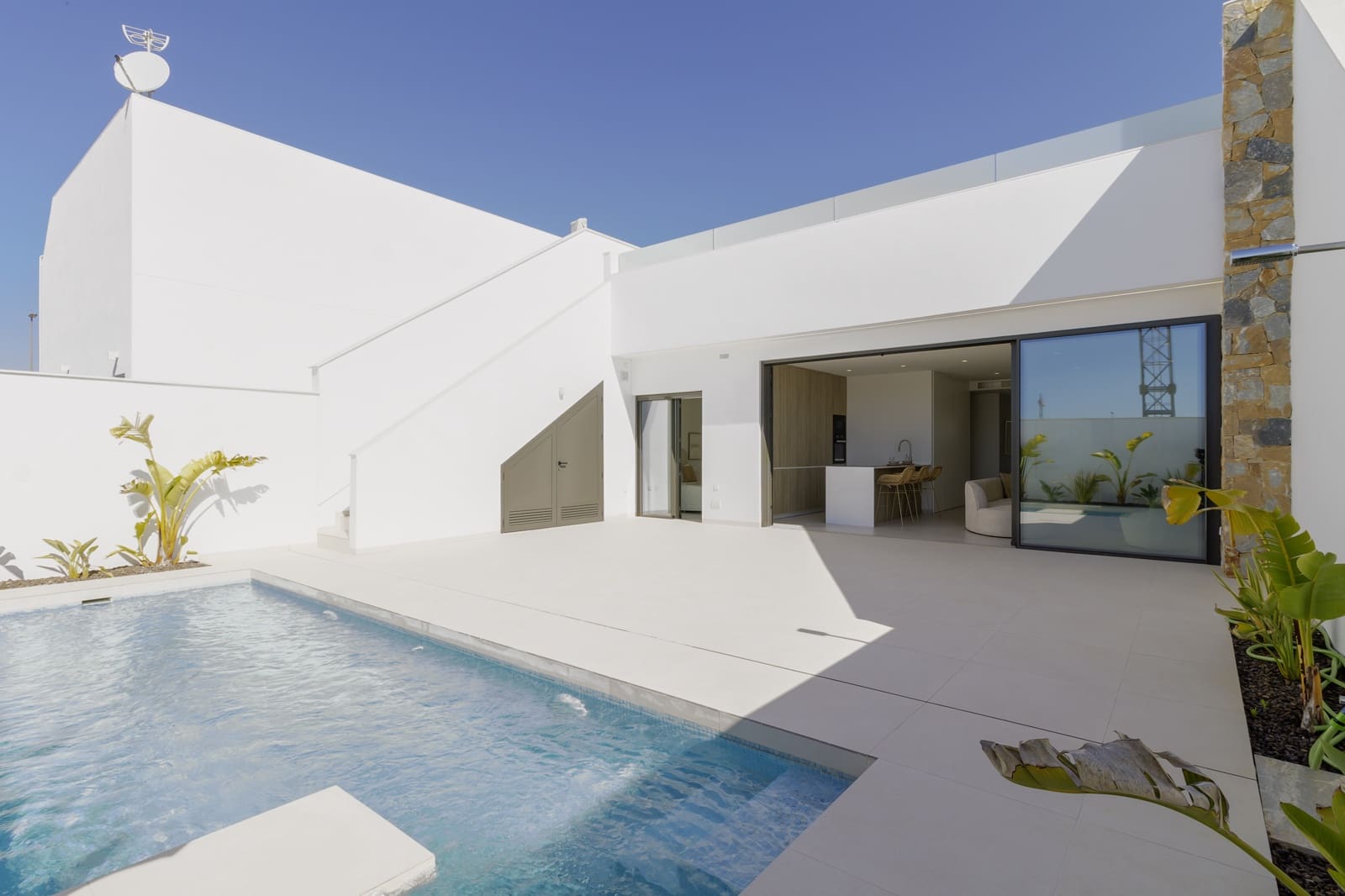 3 sypialnia Willa na sprzedaż w Los Alcazares z basenem garażem - 479 900 € (Ref: 8924914)