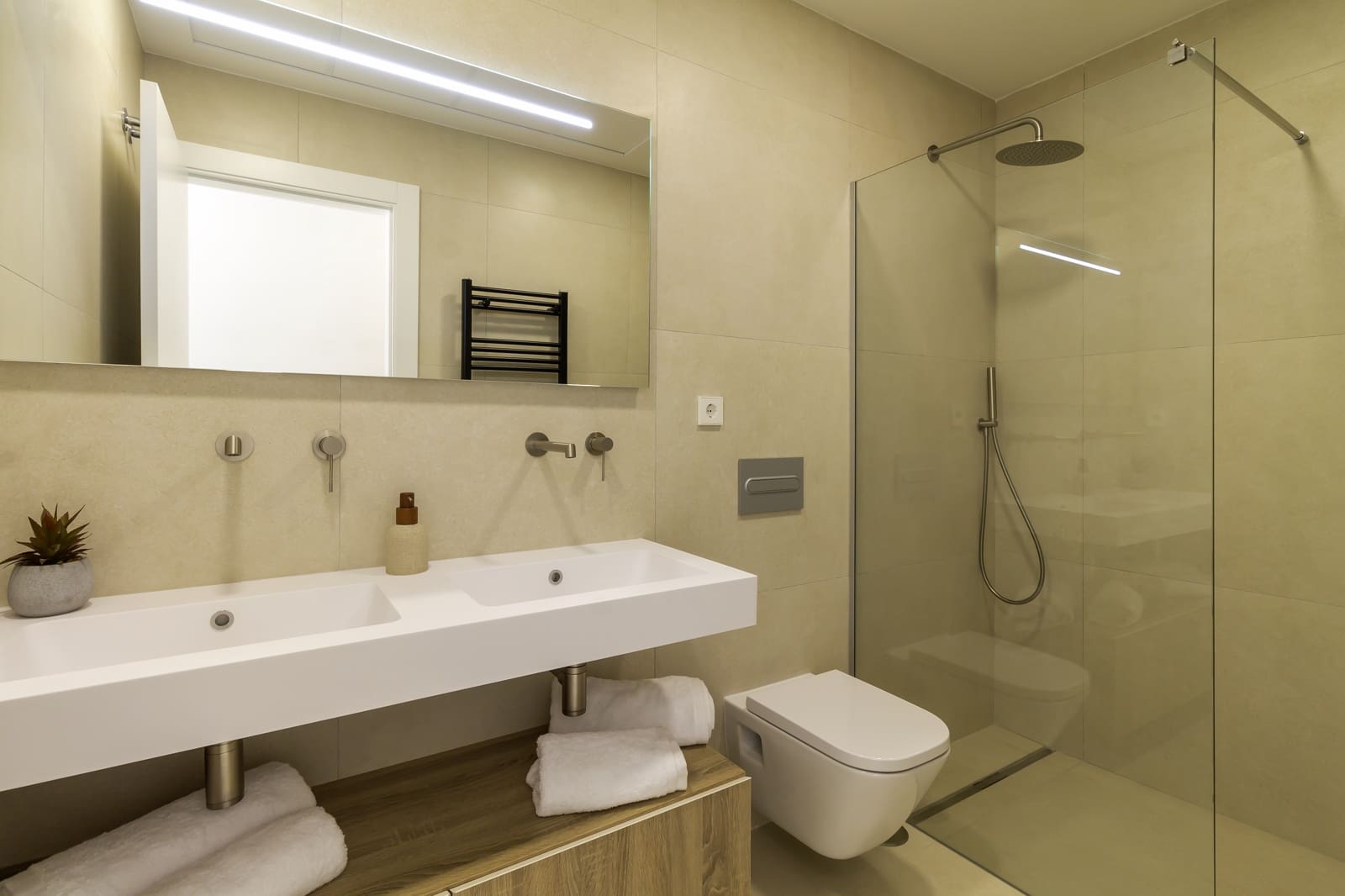 3 sypialnia Willa na sprzedaż w Los Alcazares z basenem garażem - 479 900 € (Ref: 8924914)