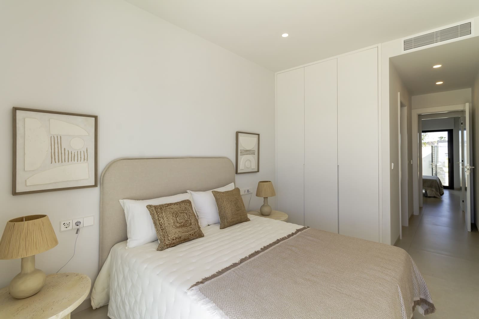 3 sypialnia Willa na sprzedaż w Los Alcazares z basenem garażem - 479 900 € (Ref: 8924914)