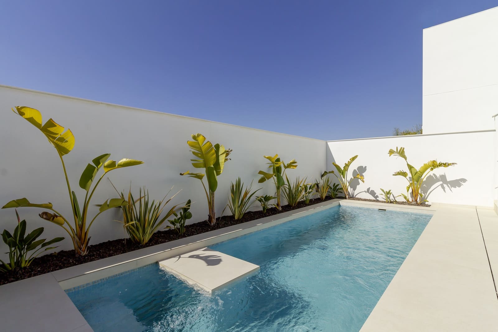 3 sypialnia Willa na sprzedaż w Los Alcazares z basenem garażem - 479 900 € (Ref: 8924914)