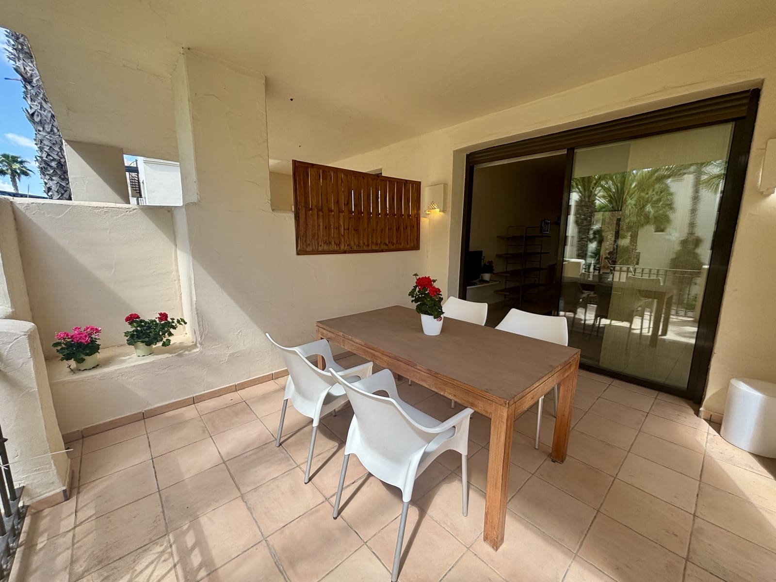 2 camera da letto Appartamento in vendita in Roda con piscina garage - 175.000 € (Rif: 8970984)