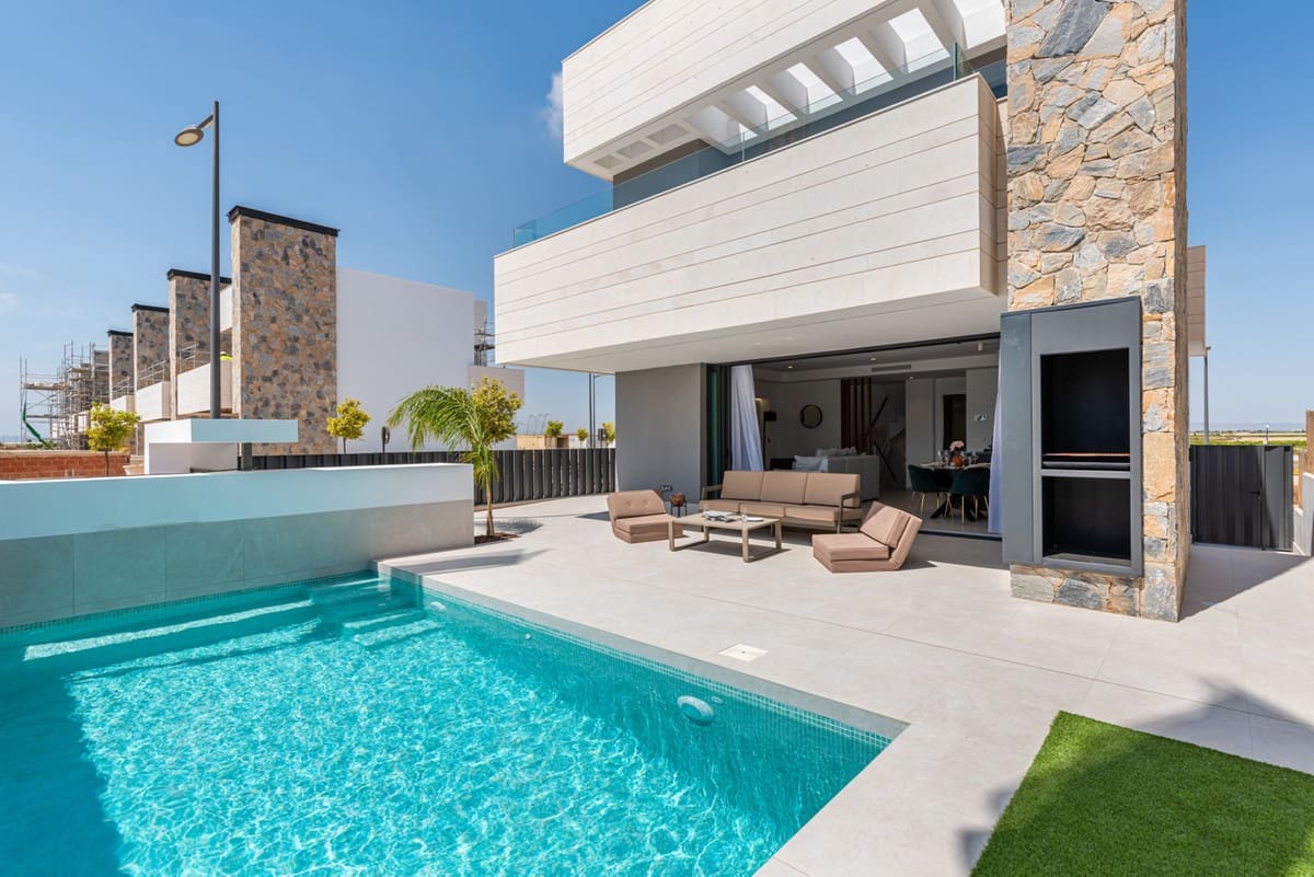 3 bedroom Villa for sale in Torre-Pacheco with pool garage - € 530,000 (Ref: 8981263)