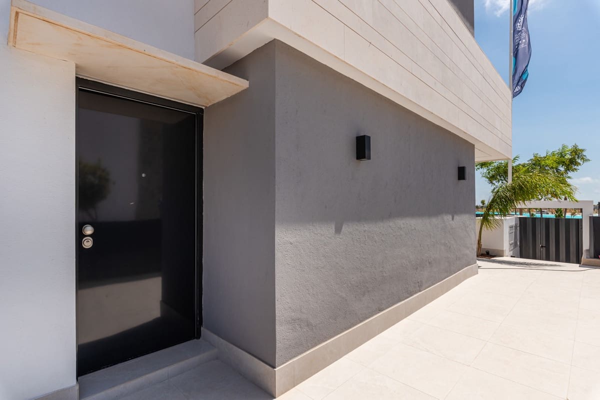 3 bedroom Villa for sale in Torre-Pacheco with pool garage - € 530,000 (Ref: 8981263)