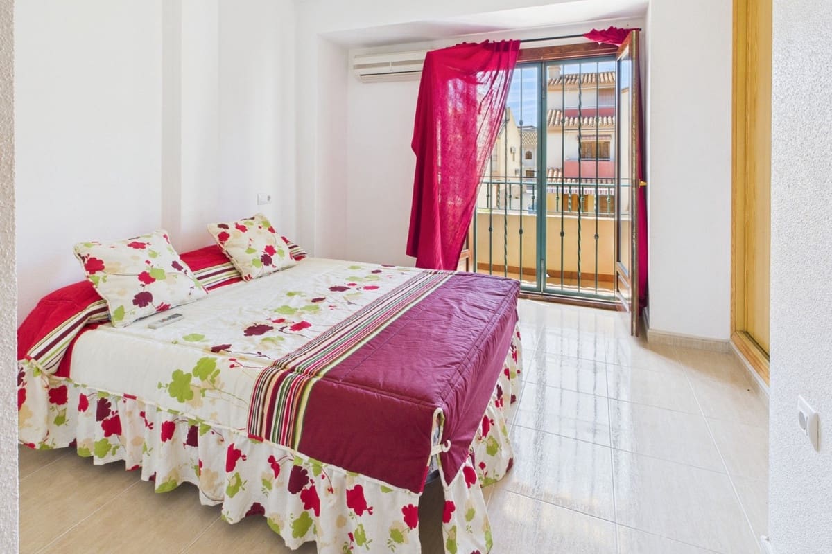 4 soverom Hus til salgs i Los Alcazares - € 194 998 (Ref: 8986375)