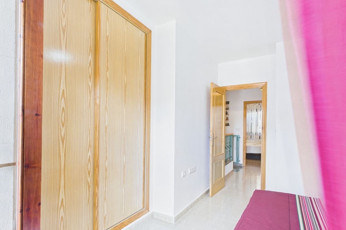 4 soverom Hus til salgs i Los Alcazares - € 194 998 (Ref: 8986375)