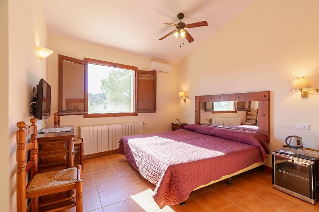 8 bedroom Hotel for sale in Alhama de Murcia with pool garage - € 635,000 (Ref: 9425855)