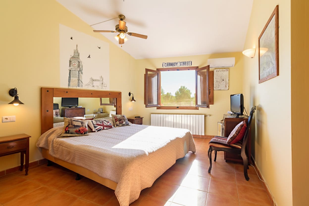 8 bedroom Hotel for sale in Alhama de Murcia with pool garage - € 635,000 (Ref: 9425855)