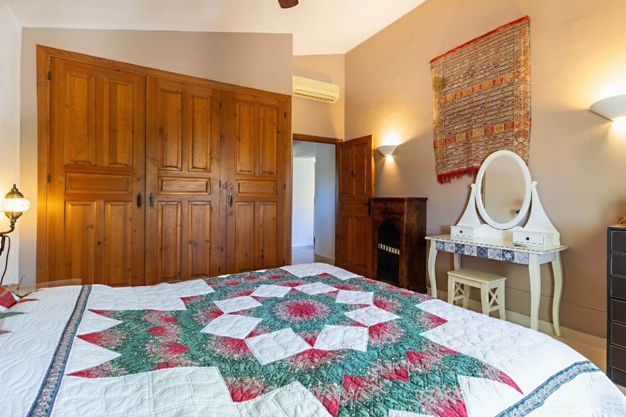 8 bedroom Hotel for sale in Alhama de Murcia with pool garage - € 635,000 (Ref: 9425855)