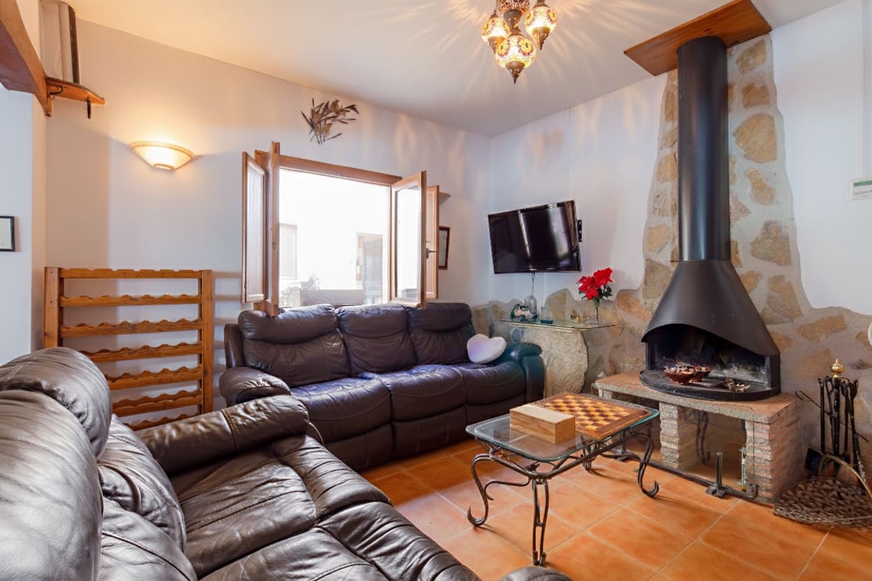 8 bedroom Hotel for sale in Alhama de Murcia with pool garage - € 635,000 (Ref: 9425855)