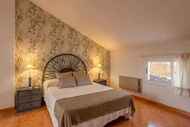 4 soveværelse Byhus til salg i Torre de la Horadada, Pilar de la Horadada - € 259.000 (Ref: 9566736)