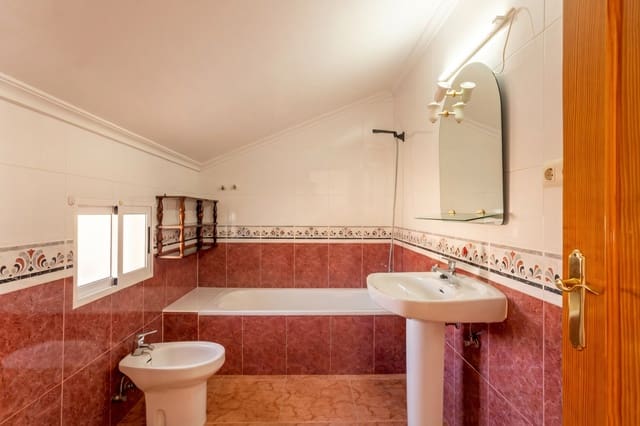 4 soveværelse Byhus til salg i Torre de la Horadada, Pilar de la Horadada - € 259.000 (Ref: 9566736)