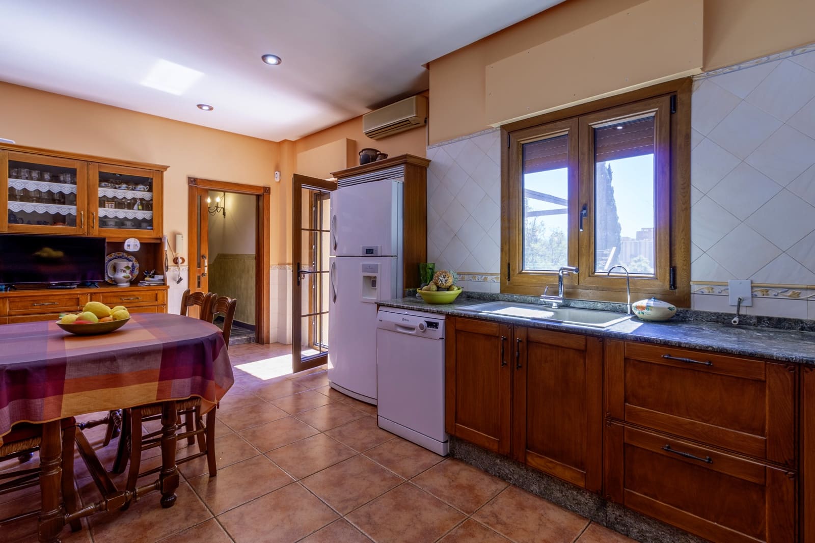 6 soverom Villa til salgs i Alcantarilla - € 475 000 (Ref: 9777212)