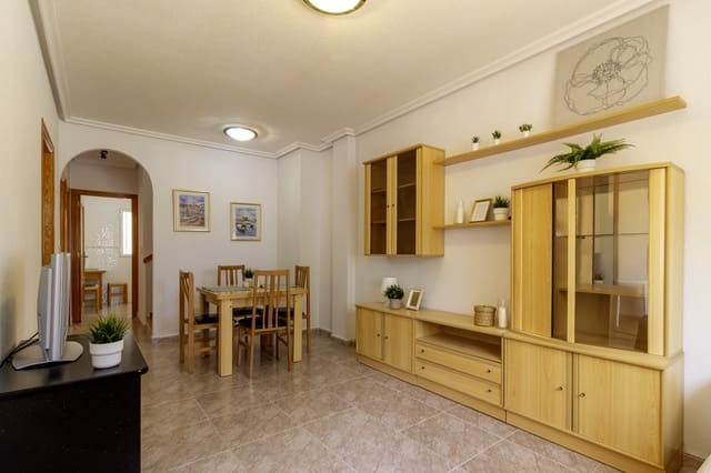 3 makuuhuone Omakotitalo vuokrattavana paikassa Los Alcázares - 950 € (Ref: 9795584)