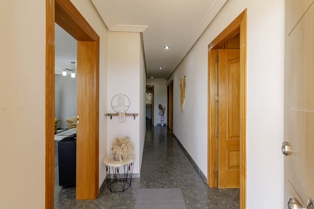 4 bedroom Villa for rent in Zarandona, Murcia city with garage - € 1,500 (Ref: 9883730)