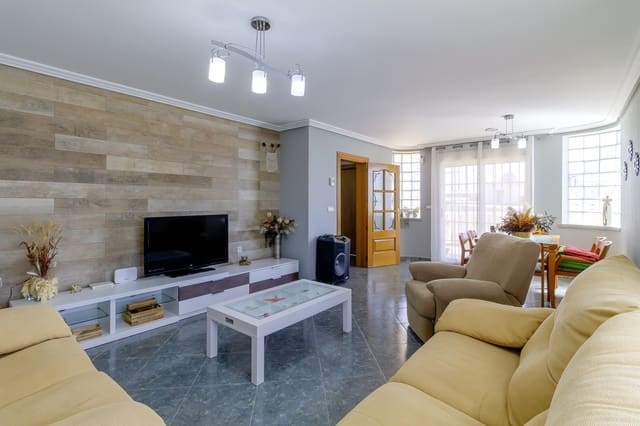 4 bedroom Villa for rent in Zarandona, Murcia city with garage - € 1,500 (Ref: 9883730)