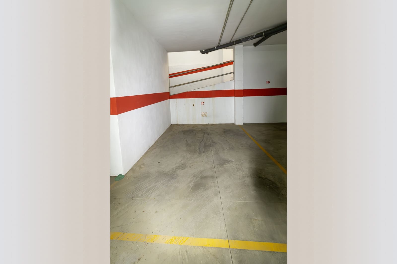 2 slaapkamer Appartement te huur in Los Alcazares met garage - € 750 (Ref: 9908294)