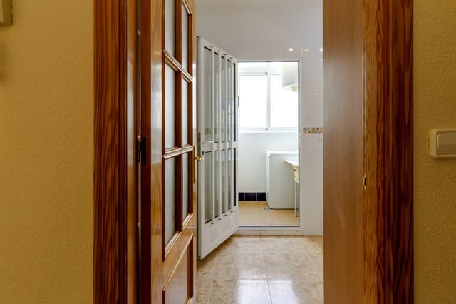 2 Zimmer Apartment zu vermieten in Los Alcázares mit Garage - 750 € (Ref: 9908294)
