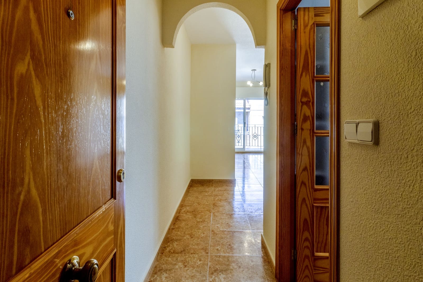 2 slaapkamer Appartement te huur in Los Alcazares met garage - € 750 (Ref: 9908294)