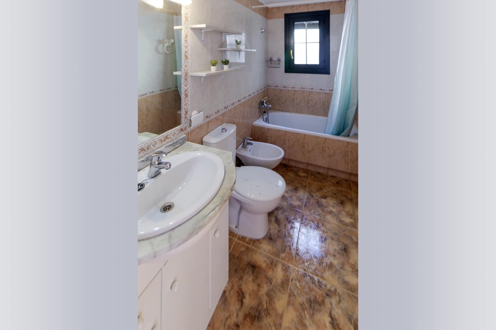 3 soveværelse Lejlighed til salg i Los Alcazares med swimmingpool - € 235.000 (Ref: 9946558)