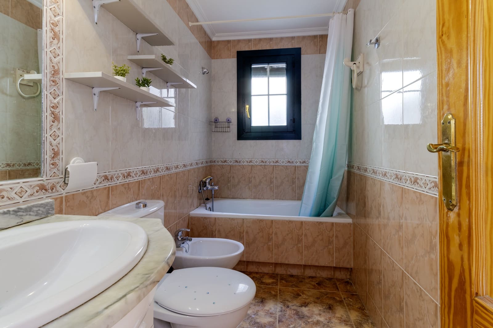 3 soveværelse Lejlighed til salg i Los Alcazares med swimmingpool - € 235.000 (Ref: 9946558)