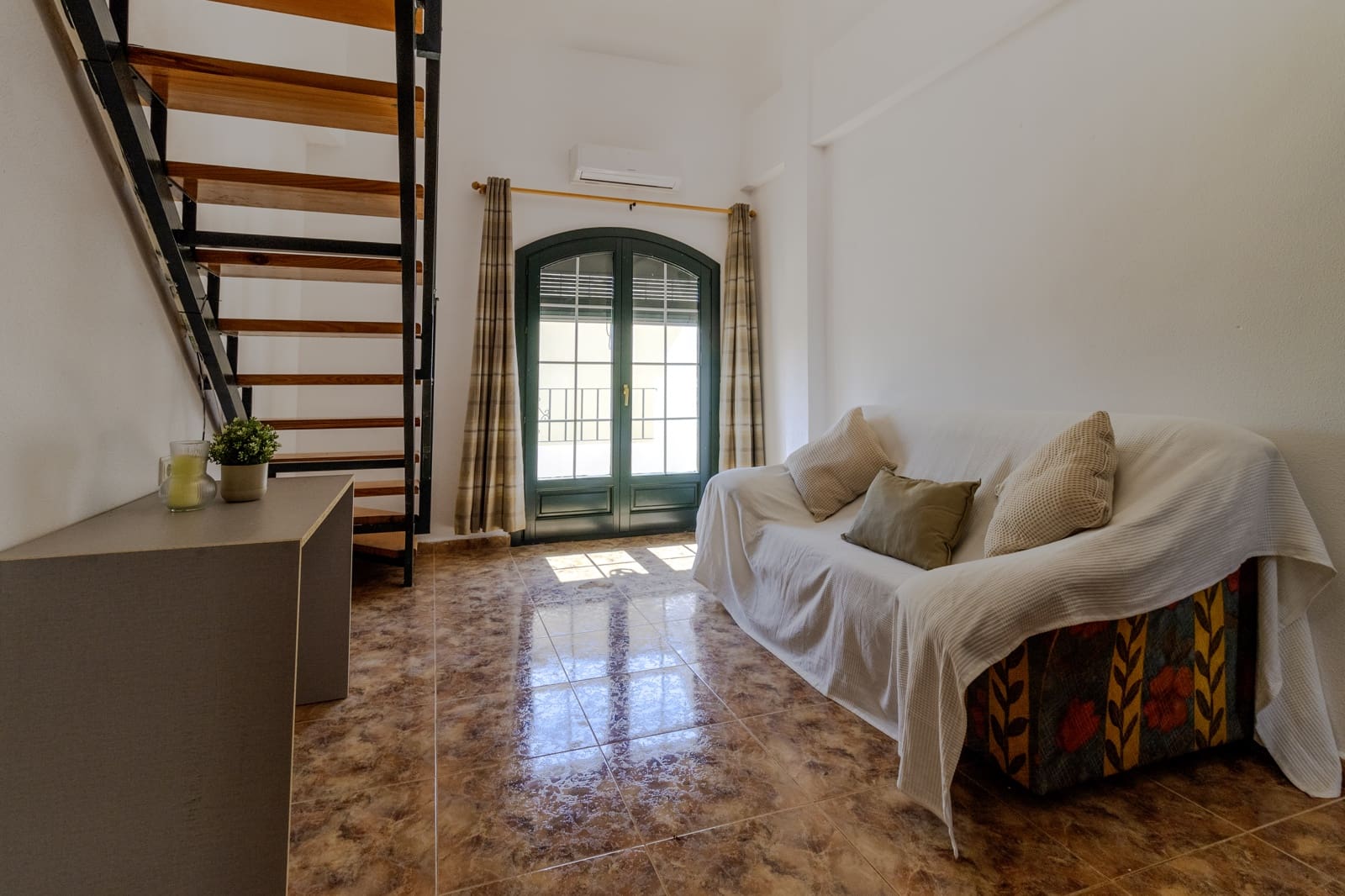 3 soveværelse Lejlighed til salg i Los Alcazares med swimmingpool - € 235.000 (Ref: 9946558)
