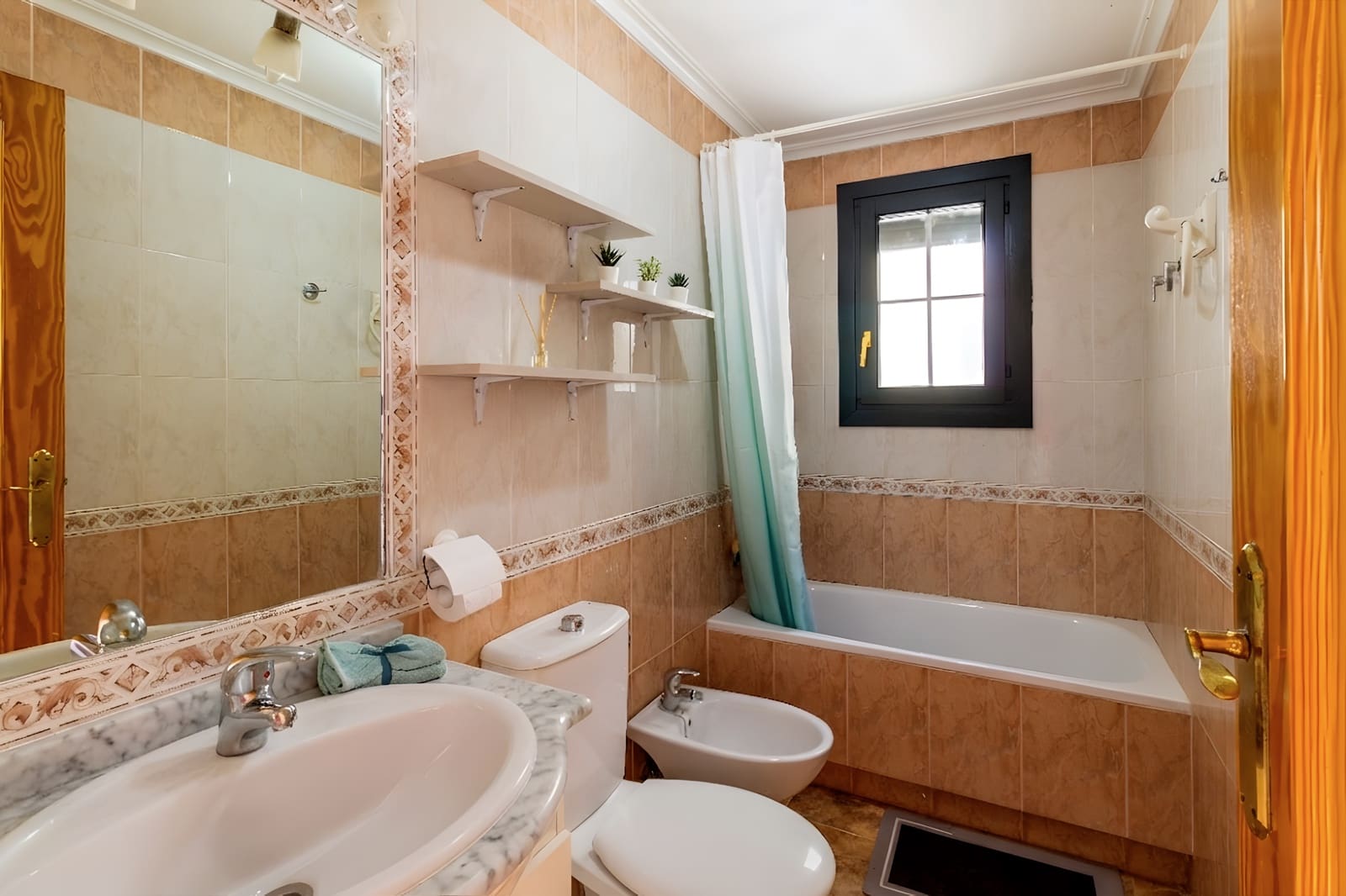 3 bedroom Penthouse for sale in Los Alcazares with pool - € 235,000 (Ref: 9946558)