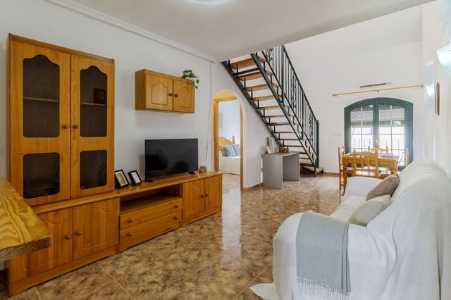 Ático de 3 habitaciones en Los Alcázares en venta con piscina - 235.000 € (Ref: 9946558)