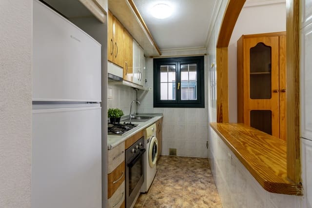 3 soveværelse Penthouse til salg i Los Alcázares med swimmingpool - € 195.000 (Ref: 9946558)