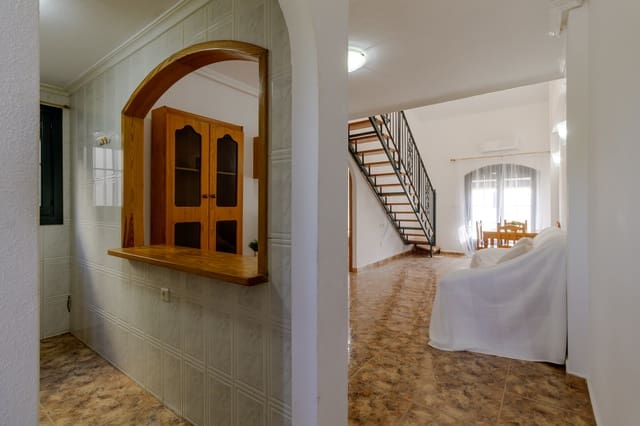 3 soveværelse Penthouse til salg i Los Alcázares med swimmingpool - € 195.000 (Ref: 9946558)