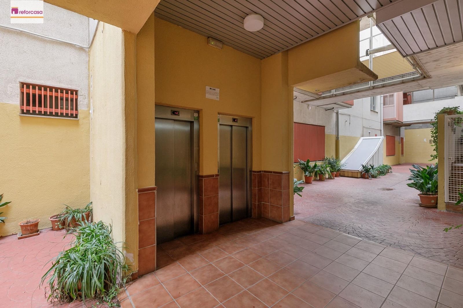 3 bedroom Flat for sale in San Francisco Javier, Granada city with