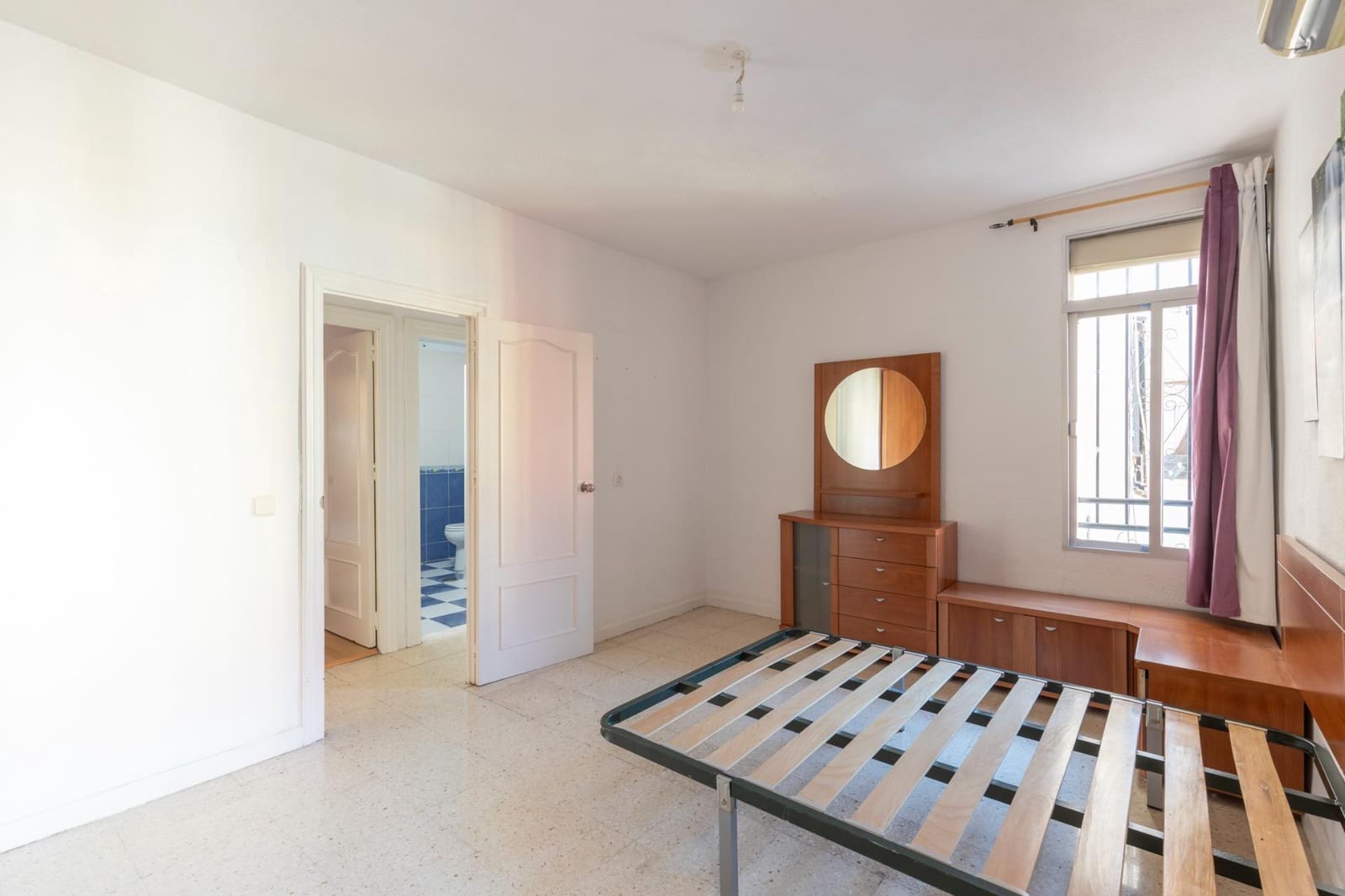 3 makuuhuone Asunto myytävänä paikassa Granada kaupunki - 110 000 € (Ref: 10157788)
