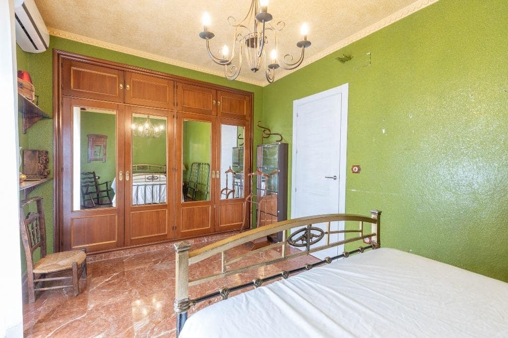3 sypialnia Dom szeregowy na sprzedaż w Miasto Grenada z basenem garażem - 270 000 € (Ref: 10157791)