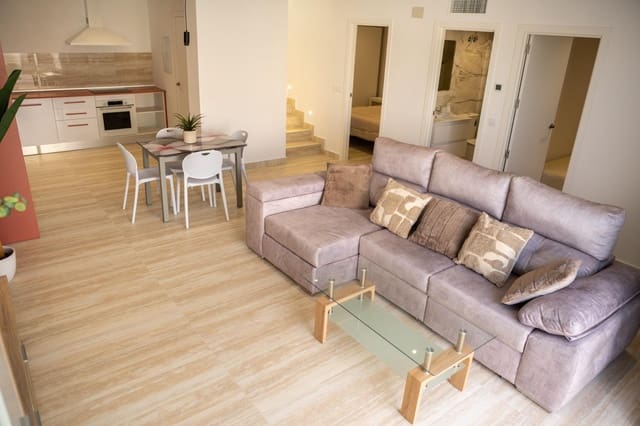 Chalet de 3 habitaciones en Ciudad Quesada, Rojales en venta con piscina - 598.000 € (Ref: 7413881)