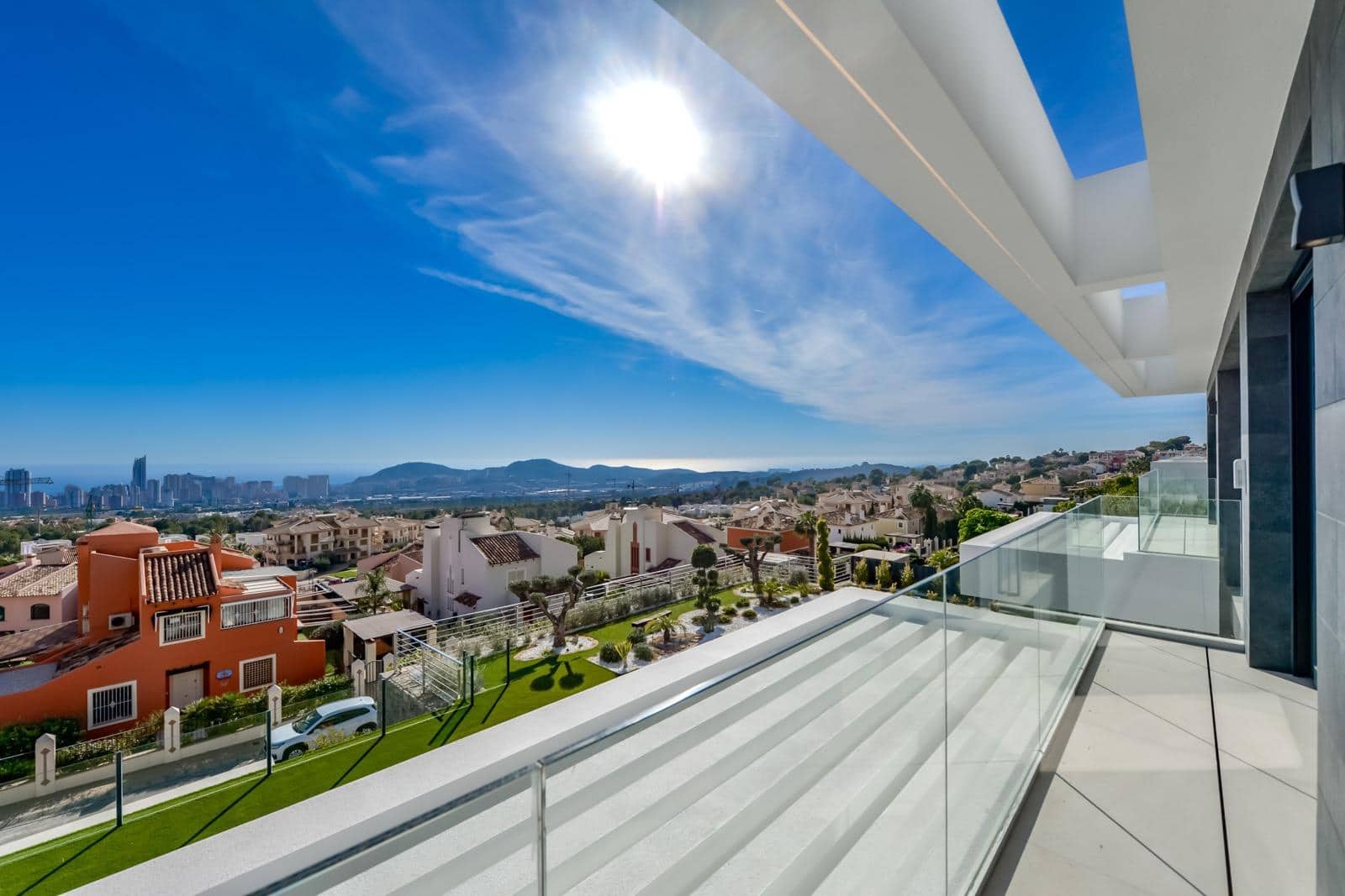 8 bedroom Villa for sale in Finestrat with pool garage - € 4,450,000 (Ref: 7607850)