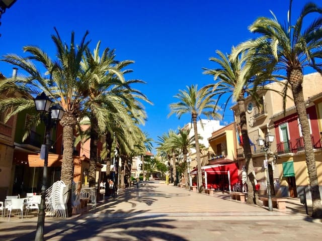 Ubebygd land til salgs i Hondón de las Nieves - € 19 990 (Ref: 8033755)