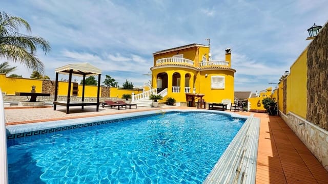5 soveværelse Villa til salg i Montepinar - La Aparecida - Raiguero, Orihuela med swimmingpool garage - € 495.000 (Ref: 8063252)