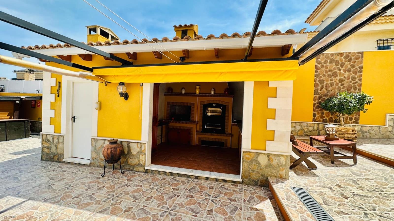 5 soveværelse Villa til salg i Orihuela med swimmingpool garage - € 495.000 (Ref: 8063252)