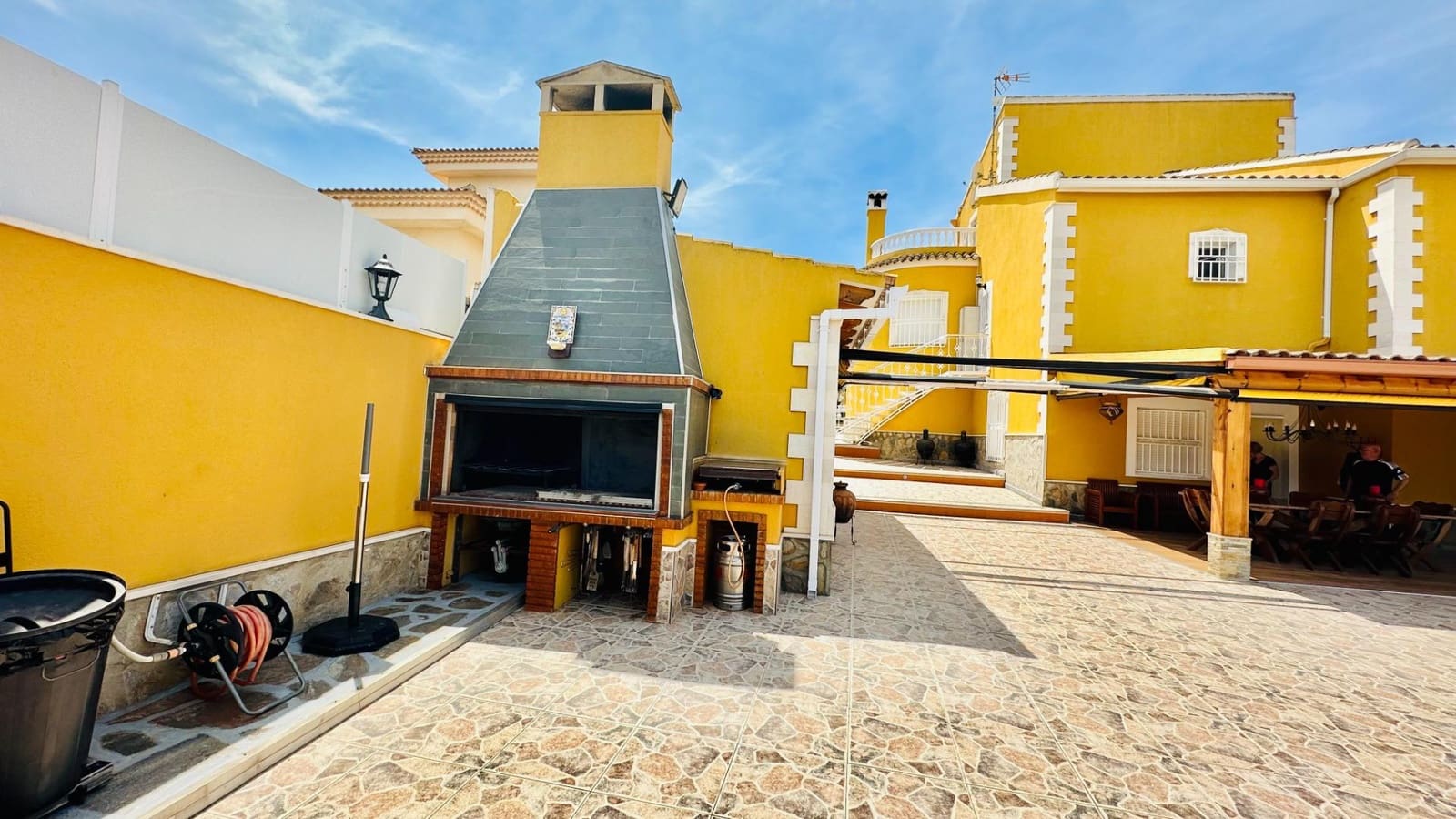 5 soveværelse Villa til salg i Orihuela med swimmingpool garage - € 495.000 (Ref: 8063252)