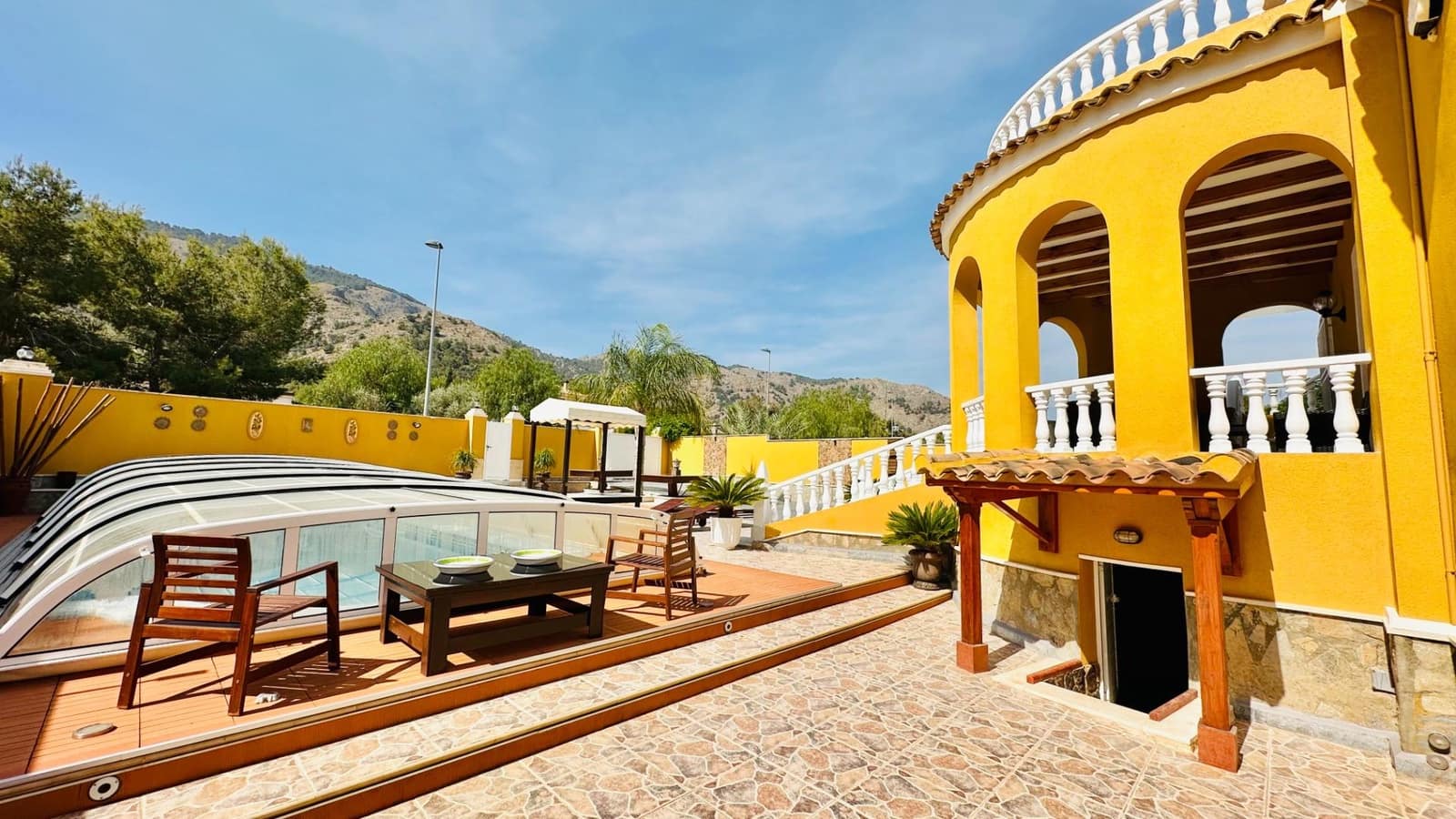 5 soveværelse Villa til salg i Orihuela med swimmingpool garage - € 495.000 (Ref: 8063252)