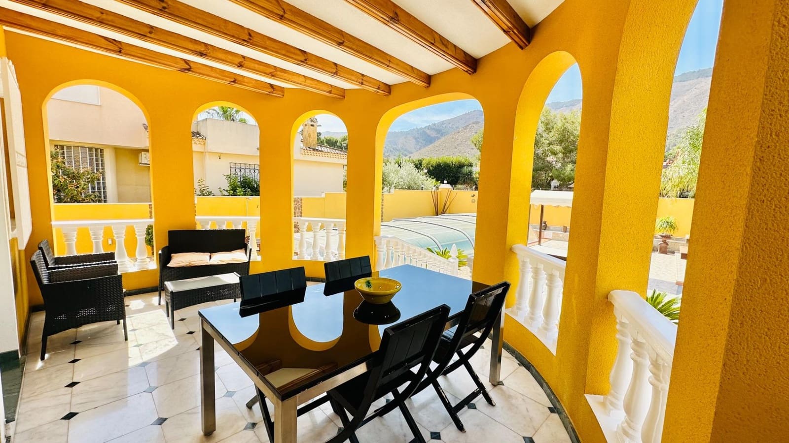 5 soveværelse Villa til salg i Orihuela med swimmingpool garage - € 495.000 (Ref: 8063252)