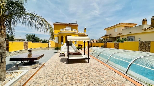 5 soveværelse Villa til salg i Montepinar - La Aparecida - Raiguero, Orihuela med swimmingpool garage - € 495.000 (Ref: 8063252)