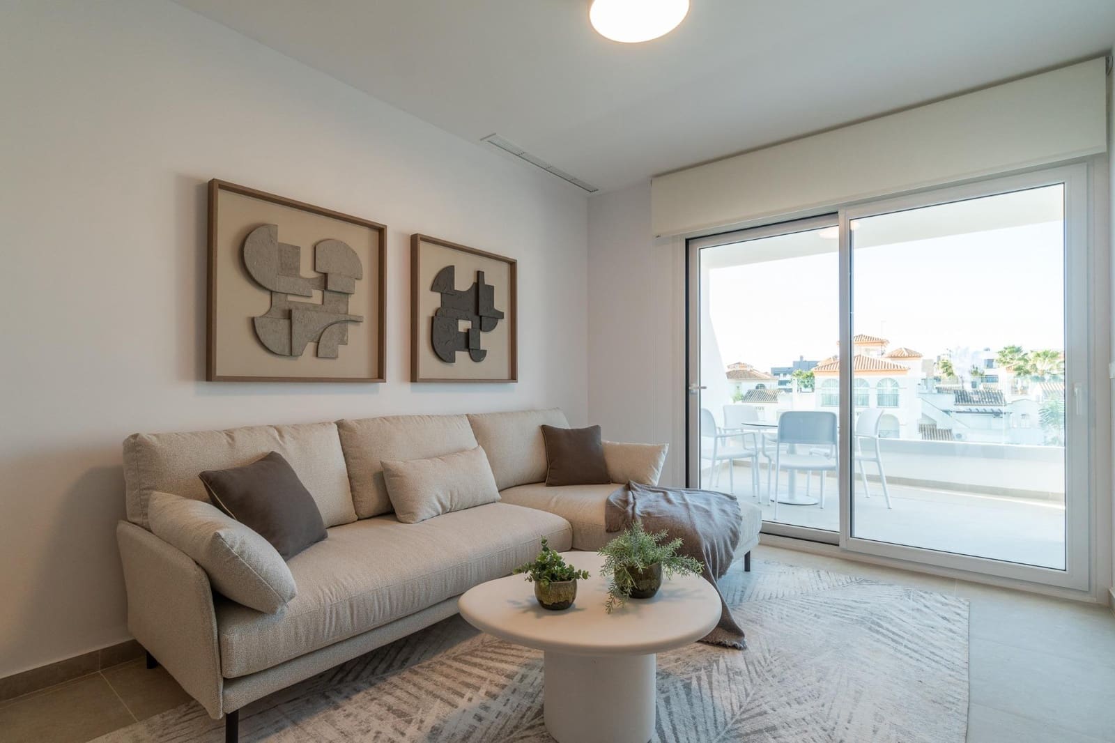 2 soveværelse Lejlighed til salg i Playa Flamenca med swimmingpool garage - € 380.000 (Ref: 8085447)