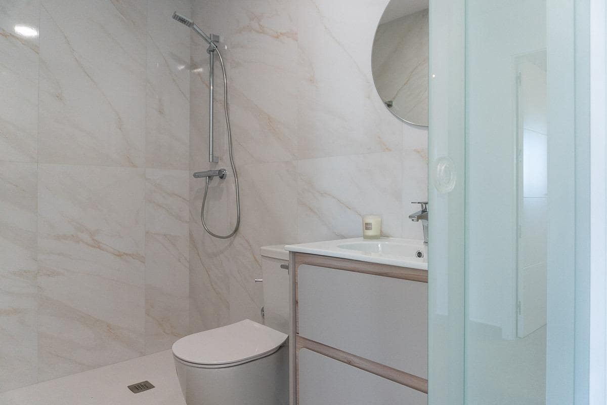 2 sypialnia Apartament na sprzedaż w Playa Flamenca z basenem garażem - 399 000 € (Ref: 8085449)