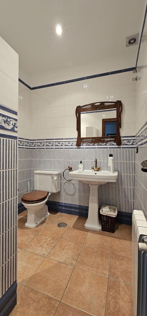 4 makuuhuone Paritalo myytävänä paikassa Santa Fe mukana uima-altaan 
autotalli - 450 000 € (Ref: 8268314)