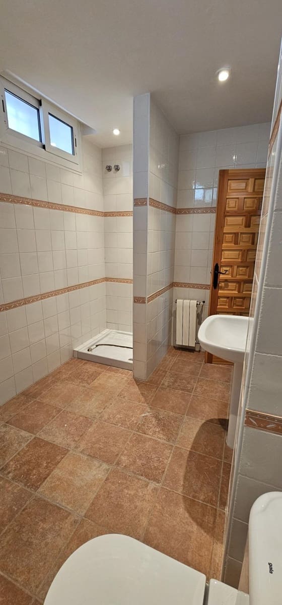 4 makuuhuone Paritalo myytävänä paikassa Santa Fe mukana uima-altaan 
autotalli - 450 000 € (Ref: 8268314)